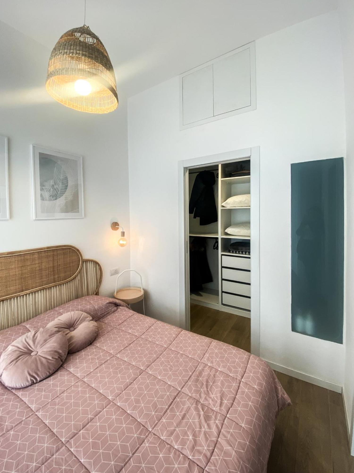 Molino Cozy Apartment With Park View In Downtown Milano ภายนอก รูปภาพ
